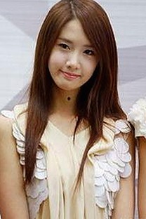 白百何长春电影节封后，陈紫函遭遇隐私泄露风波形成鲜明对比